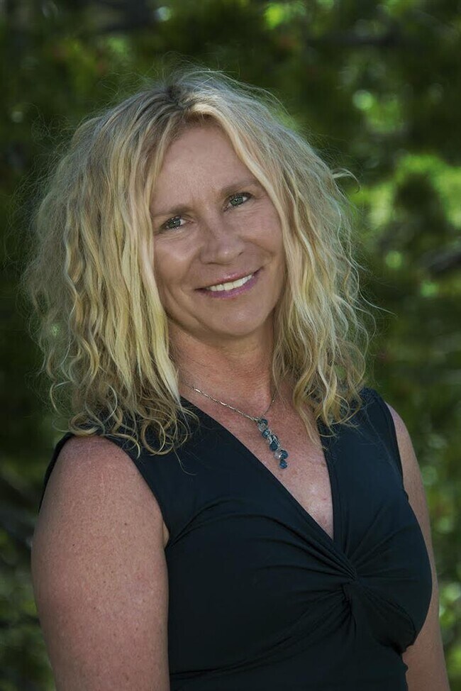 Caren Mapes