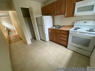 10 Armington St Unit 1, Boston, MA 02134