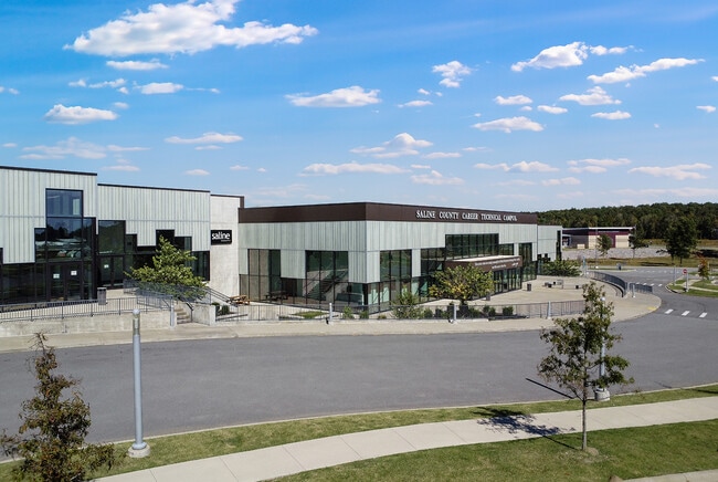 Benton Outlets Of Little Rock 5of8 1