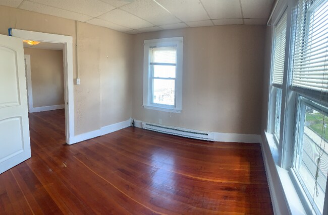 3 Negus St unit 3R, Webster, MA 01570 - photo 5