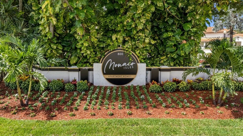 Monaco Isles, West Palm Beach, FL 33409 - photo 1