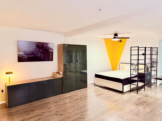 Atria on Market unit 304, San Diego, CA 92101 - photo 5