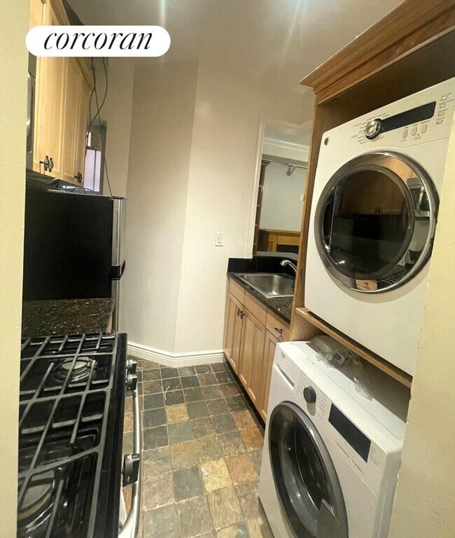 471 W 140th St, New York, NY 10031 - photo 4