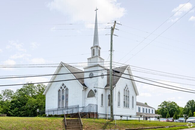 Payne Memorial Methodist Church is one of the many churches in the Cumberland area.