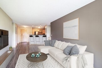 4645 Park Commons Dr Unit D303, Saint Louis Park, MN 55416