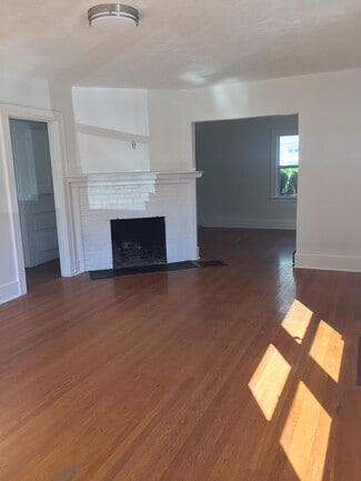 2351 SE 51st Ave, Portland, OR 97215