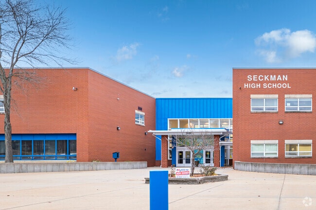 Seckman Senior High School