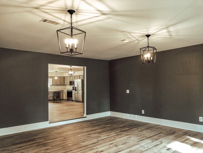 1234 Juniper Dr unit 1234 Juniper Drive, Auburn, AL 36830 - photo 6