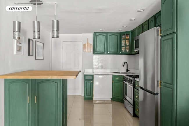 91 Somers St, Brooklyn, NY 11233 - photo 3