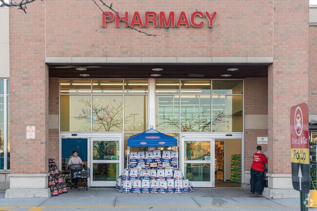 Shop for groceries at Jewel conveniently located near Carillon.