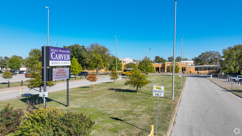 Carver Middle School students welcome diversity, embrace challenge and strive for excellence
