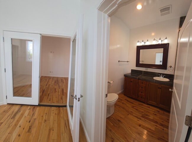 4431 S Centinela Ave unit 5, Los Angeles, CA 90066 - photo 7