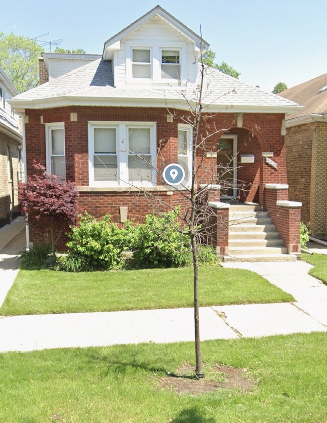 3047 N Lowell Ave, Chicago, IL 60641