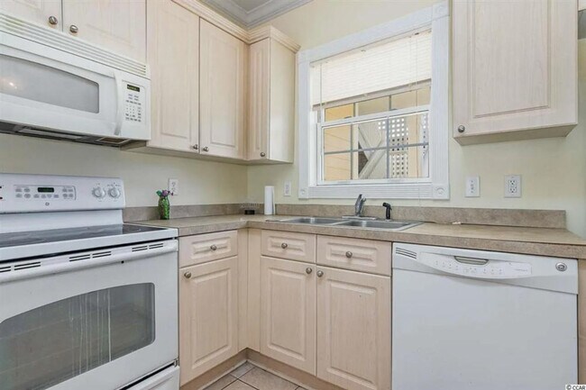 4879 Luster Leaf Cir unit ID1355268P, Myrtle Beach, SC 29577 - photo 4