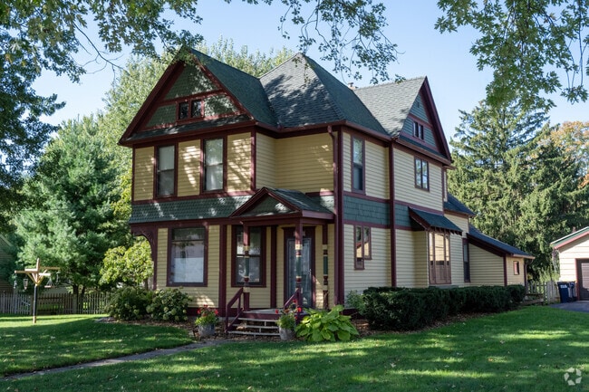 Gables, trim, and a welcoming porch show the town’s pride in preservation.