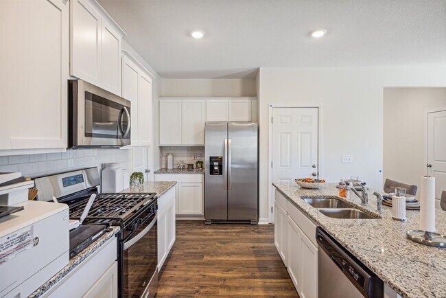 8315 Watercolour Ln unit 36207715, Ooltewah, TN 37363 - photo 6