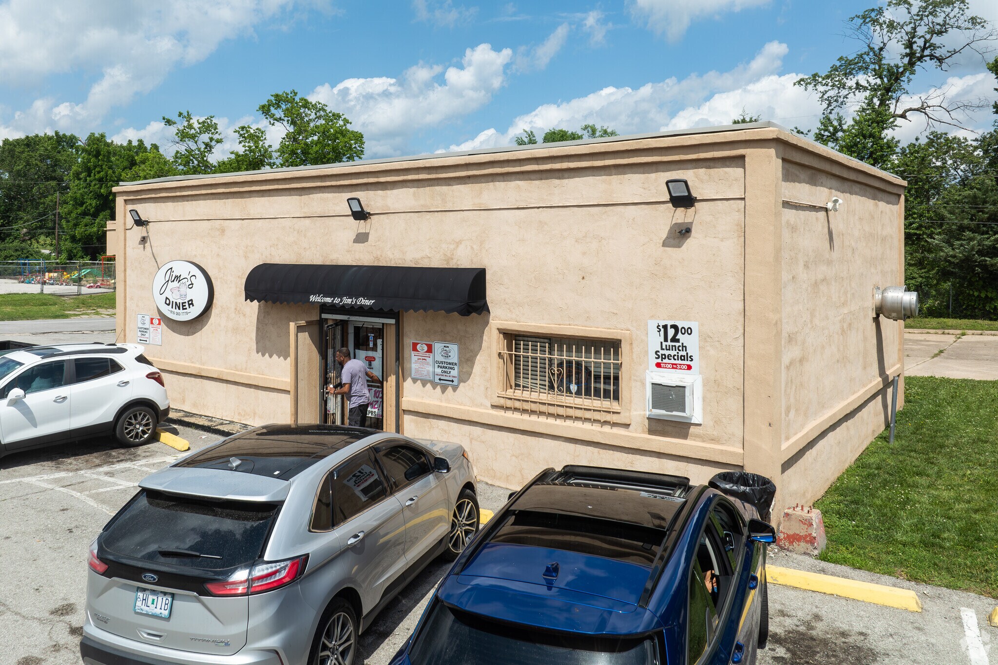Jim's Diner has platinum burgers for residents in the Swope Park Campus neighborhood.