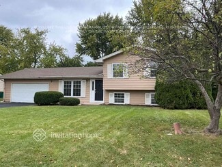 24106 W Hazelcrest Dr, Plainfield, IL 60544