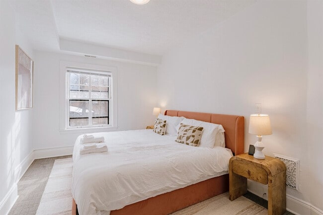 11323 Hessler Rd unit ID1365989P, Cleveland, OH 44106 - photo 2