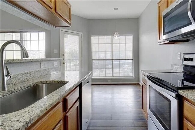 4115 Esters Rd, Irving, TX 75038 - photo 7