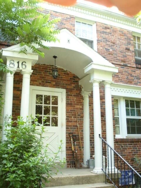816 Greenwood Cir Unit 4, Takoma Park, MD 20912