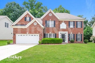 2424 Coneflower Dr, Charlotte, NC 28213