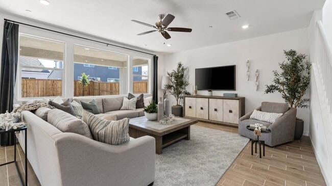 8603 Brindlewood Ave, Shafter, CA 93263 - photo 5