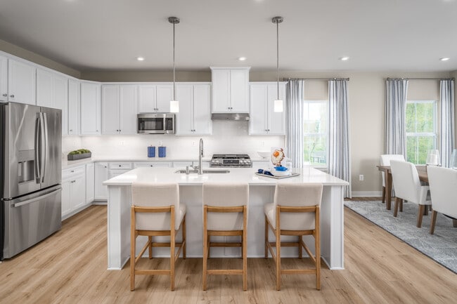 104 Fox Run unit 36852209, Grafton, OH 44044 - photo 2