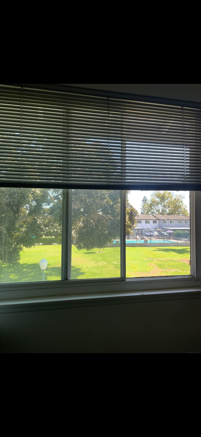 4702 Madrid Way, Huntington Beach, CA 92649 - photo 4