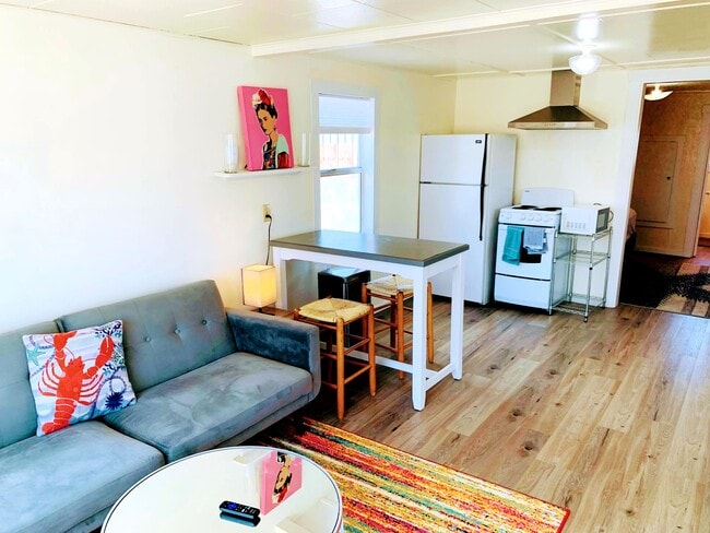 135 S 8th St, Lakeside, OR 97449 - photo 2