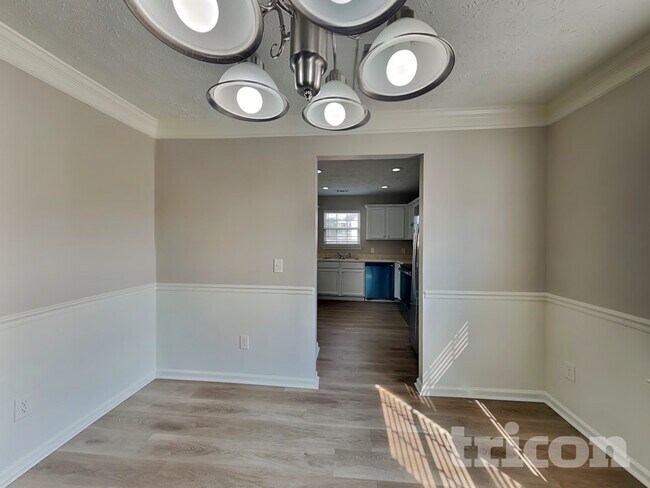 2726 Storybook Ct, Grayson, GA 30017 - photo 6