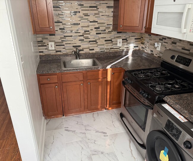 5644 Midwood Ave unit 2, Baltimore, MD 21212 - photo 7