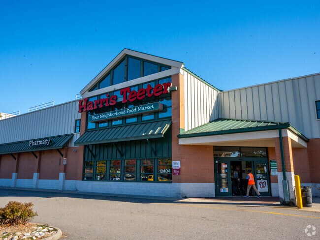 Riverside's residents can restock on groceries the local Harris Teeter just a short drive away.
