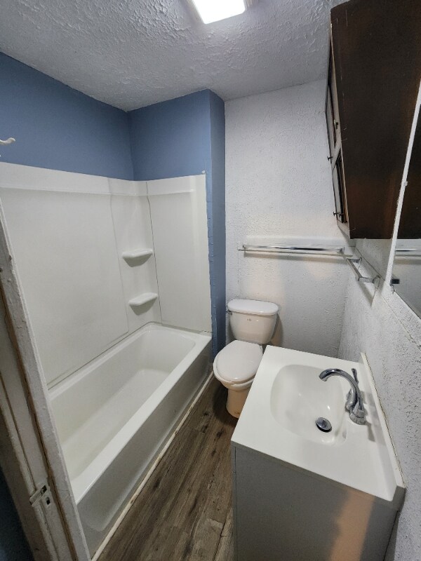 214 E Belmont St, Kalamazoo, MI 49001 - photo 7