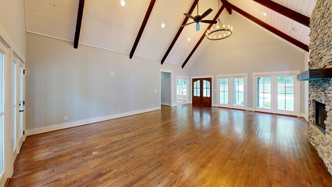 672 Kent Dairy Rd, Alabaster, AL 35007 - photo 2