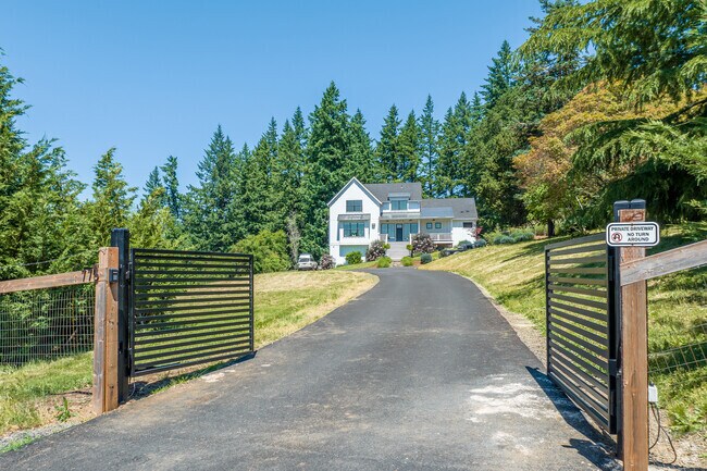 Many Stafford homes sit on large pieces of rural land.