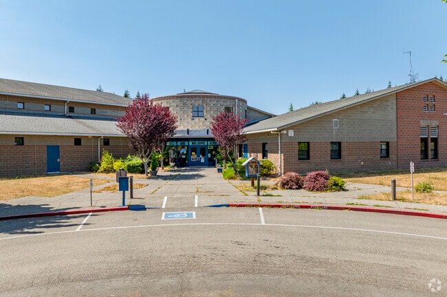 Richard Gordon Elementary School has a B rating on Niche.com