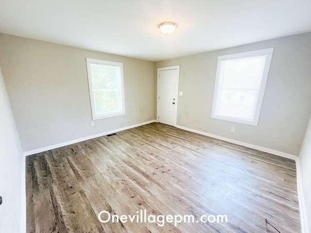 909 Harris St, Burlington, NC 27217 - photo 2
