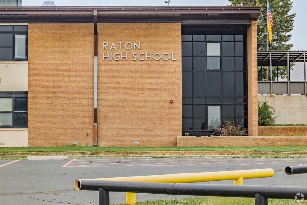 Raton High School Tiger students continue education from grade 7 to 12.