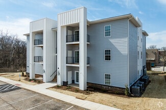 8303 Watterson Trail, Louisville, KY 40299
