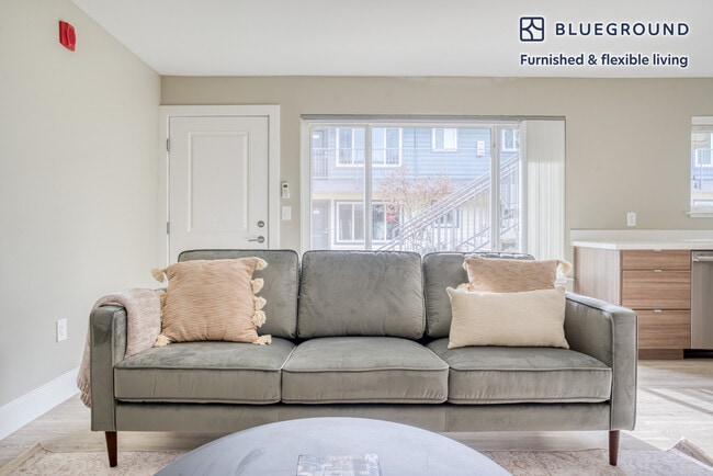 215 Union Ave unit FL0-ID797, Campbell, CA 95008 - photo 2