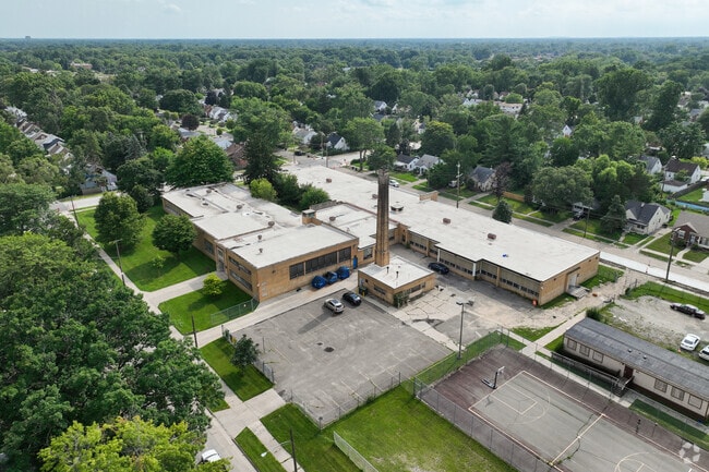 Ann Arbor Trail Magnet School Aerial - 2
