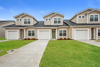 1040 Walker Point Way, Brunswick, GA 31525