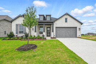 557 Flint Rd, Waxahachie, TX 75167