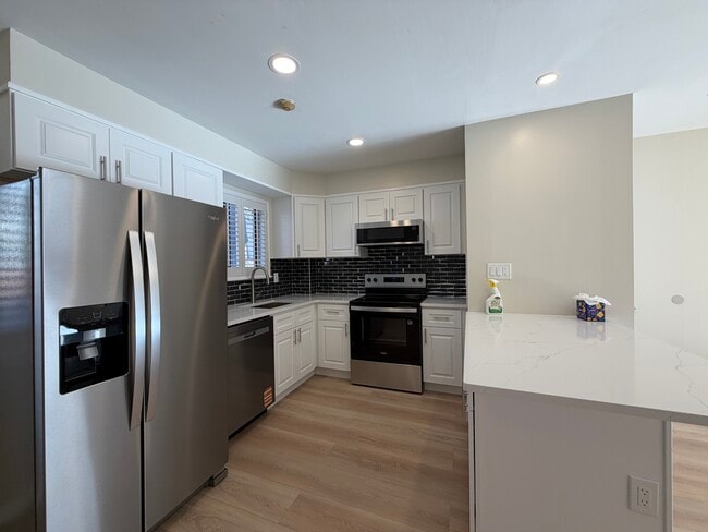 1109 South St, Philadelphia, PA 19147 - photo 3