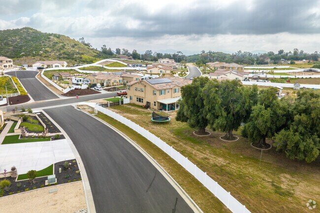 Overview of homes with large yards seen in Paloma Valley CA.