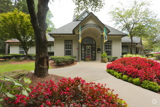 10 Arbor Crossing Dr, Lithonia, GA 30058