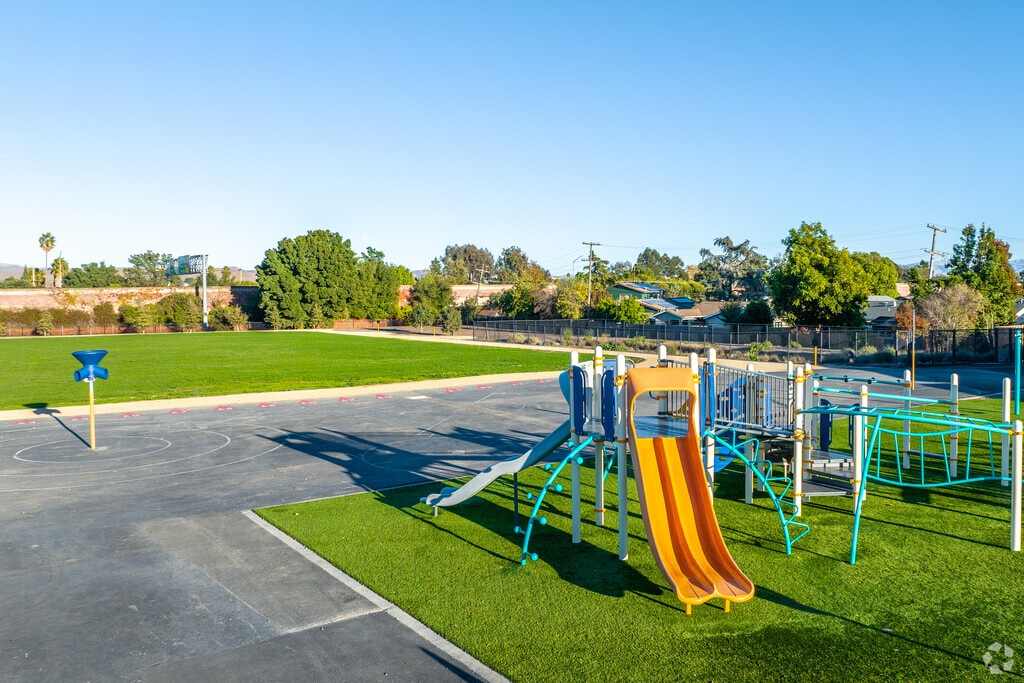 Dublin Elementary School, Dublin CA Rankings & Reviews - Homes.com