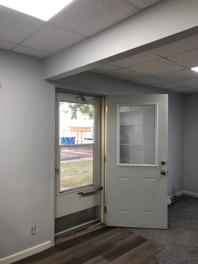 306 E Henry St unit . 2, Atkinson, IL 61235 - photo 7