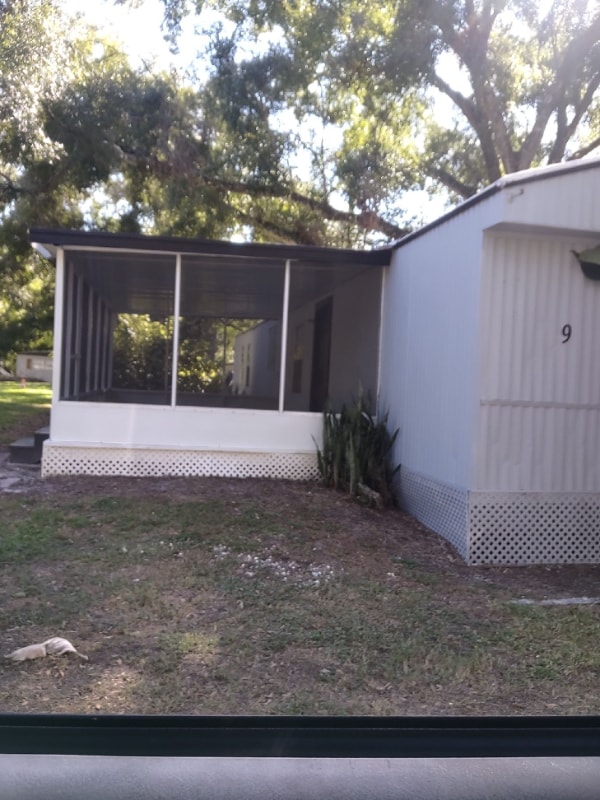 15101 N 15th St, Lutz, FL 33549